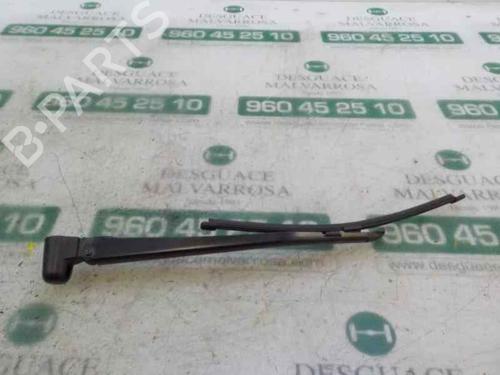 Used Rear windshield wiper arm BMW 1 (E87) 123 d (204 hp) 6082753