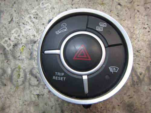 Used Warning switch Warning switch SSANGYONG KYRON 2.7 Xdi 4x4 (163 hp) 4009739 4009739