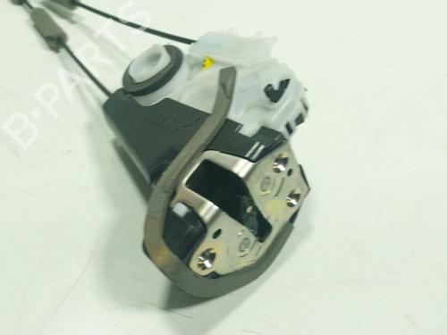 Used Rear left lock TOYOTA YARIS CROSS (MXP_) 1.5 Hybrid (MXPJ11) (131 hp) 31211169