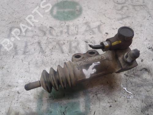 Used Clutch slave cylinder Clutch slave cylinder HYUNDAI i30 (FD) 1.4 (109 hp) 14273703 14273703