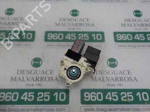 Portierruitmotor linksachter SEAT ALTEA XL (5P5, 5P8) [2006-2015]  3879953