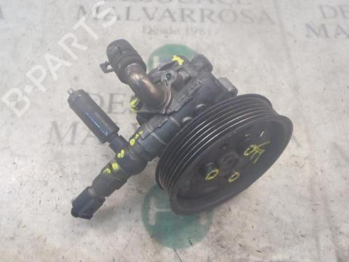 Used Steering pump VW GOLF IV (1J1) 1.6 (100 hp) 3803534