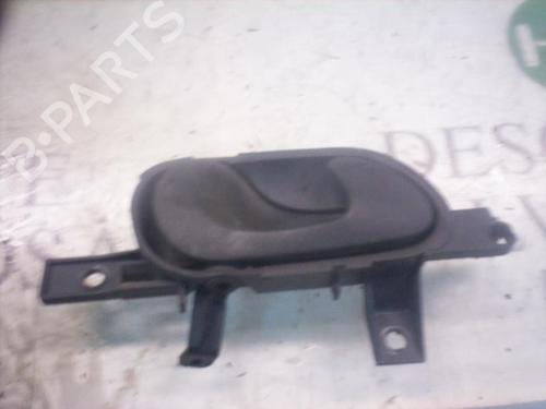 Used Front left interior door handle Front left interior door handle FIAT SCUDO Van (220_) 1.9 D (69 hp) 3762606 3762606