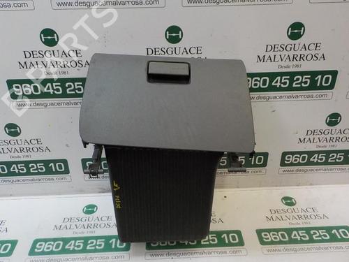 Used Glove box FORD FOCUS II (DA_, HCP, DP) 1.6 TDCi (109 hp) 3871483