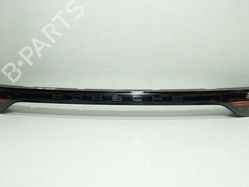 Used Rear center light Rear center light PORSCHE CAYENNE (9YA) 3.0 AWD (9YAAA1) (340 hp) 36030980 36030980