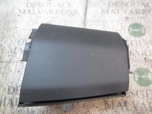 Porta-luvas Porta-luvas NISSAN X-TRAIL I (T30) 2.2 DCi (114 hp) 3835467 3835467