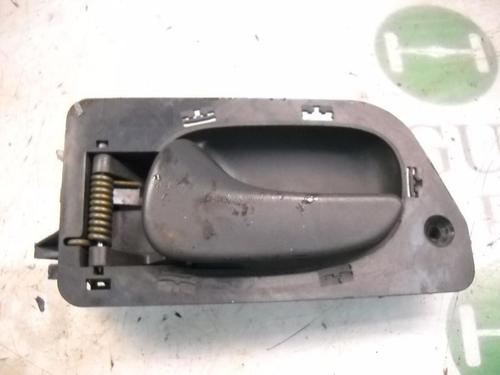 Used Front left interior door handle RENAULT LAGUNA I (B56_, 556_) 2.0 (114 hp) 3735201