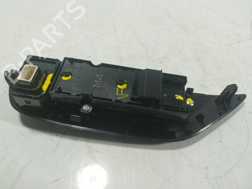 Left front window switch TOYOTA YARIS CROSS (MXP_) 1.5 Hybrid (MXPJ10) | BP18838624I27 