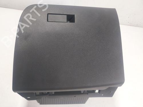 Used Glove box Glove box OPEL CORSA F (P2JO) 1.2 (68) (101 hp) 19580508 19580508