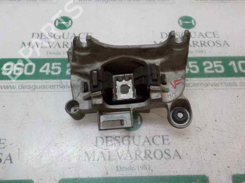 Used Support RENAULT MEGANE III Hatchback (BZ0/1_, B3_) 1.5 dCi (BZ0C) (90 hp) 14283140