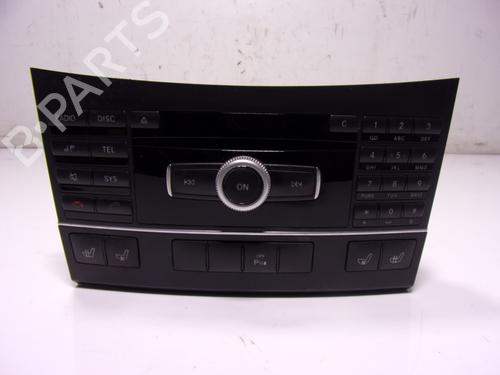 Used Radio Radio MERCEDES-BENZ E-CLASS Coupe (C207) E 250 CGI (207.347) (204 hp) 17201690 17201690