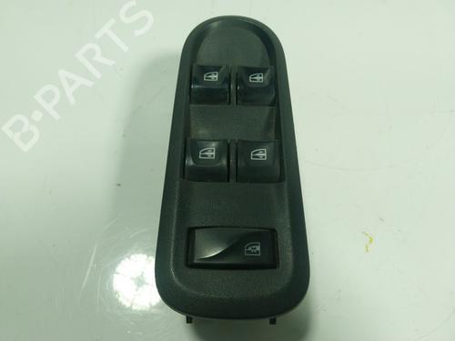 Left front window switch DACIA DUSTER (HS_) 1.5 dCi (HSAJ) (90 hp) 17384778