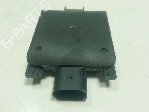 Used Electronic module Electronic module VW TOURAN (5T1) 2.0 TDI (122 hp) 19404574 19404574