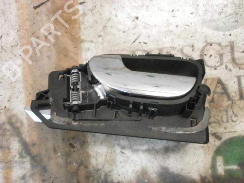 Venstre foran invendig håndtak PEUGEOT 307 (3A/C) 2.0 HDi 110 (107 hp) 3770121