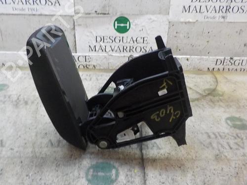 Used Armrest / Center console Armrest / Center console SKODA OCTAVIA III (5E3, NL3, NR3) [2012-2021] 8064449 8064449