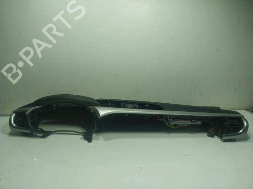 Used Dashboard Dashboard TOYOTA HILUX VIII Pickup (_N1_) 2.4 D 4WD (GUN125_, GUN125R) (150 hp) 18332625 18332625