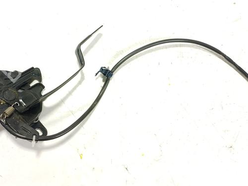 hood-lock-toyota-yaris-cross-mxp_-2020-36429208 main image