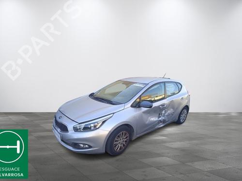 KIA CEE'D (JD)  1.4 CVVT  945668