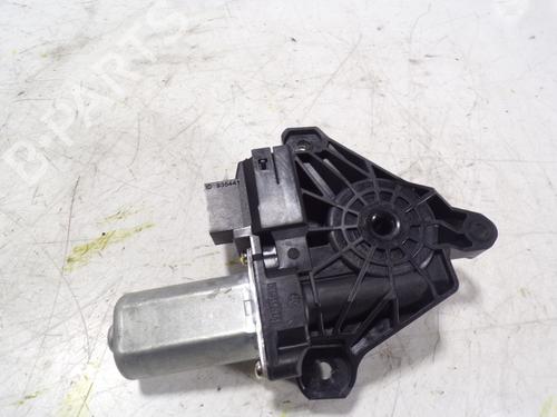 Used Left rear window motor Left rear window motor MERCEDES-BENZ B-CLASS Sports Tourer (W246, W242) B 180 CDI / d (246.212) (109 hp) 9651112 9651112
