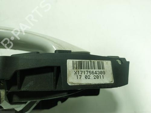 Front left exterior door handle BMW 5 (F10) 520 d | BP16021052C128 