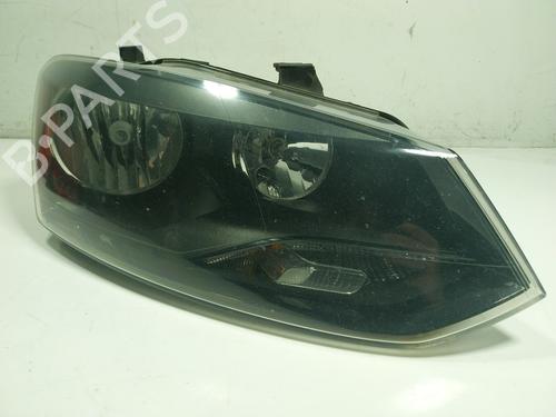 Used Right headlight VW POLO V (6R1, 6C1) 1.4 TDI (75 hp) 32439841