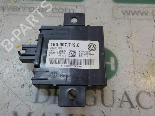 Elektronisk modul AUDI A3 Sportback (8PA) 1.6 TDI (105 hp) 3868374