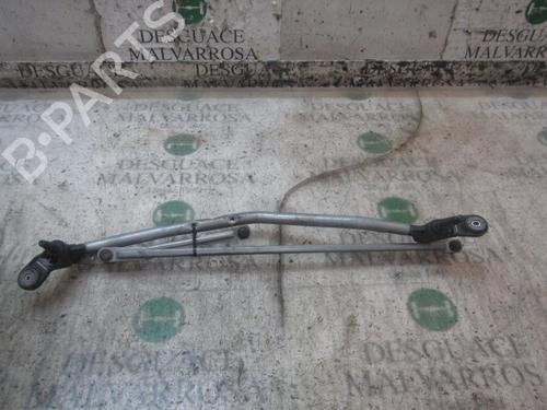 Used Front wipers mechanism DACIA LOGAN II 1.5 dCi / Blue dCi 75 (75 hp) 14277152