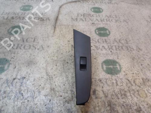 Used Right rear window switch Right rear window switch MAZDA 3 (BK) 1.6 DI Turbo (109 hp) 3830655 3830655