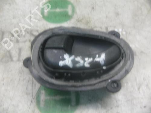 Used Front left interior door handle PEUGEOT 406 (8B) 1.9 TD (90 hp) 3751475