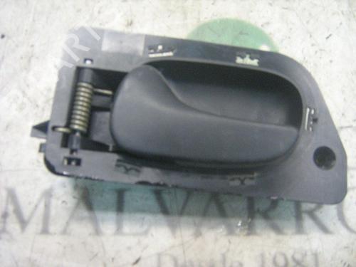 Used Rear left interior door handle Rear left interior door handle RENAULT LAGUNA I (B56_, 556_) 2.2 dT (B569) (113 hp) 3741165 3741165