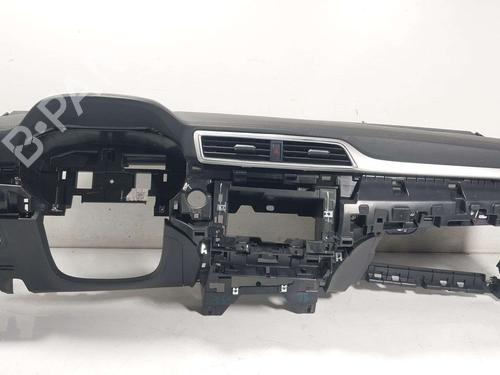 Armaturenbrett für Armaturenbrett MG MG ZS SUV (AZS1) 1.5 VTi (106 hp) 39935262 39935262