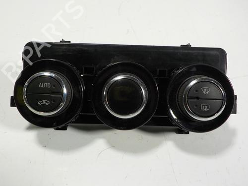 AC Styreenhet / Manøvreringsenhet OPEL CORSA E (X15) 1.4 (08, 68) (90 hp) 12980100
