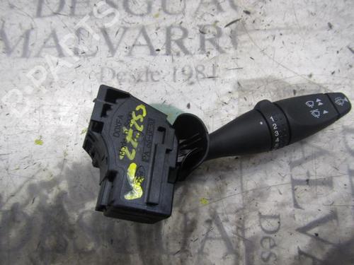 Used Steering column stalk FORD FIESTA V (JH_, JD_) 1.4 TDCi (68 hp) 3827204
