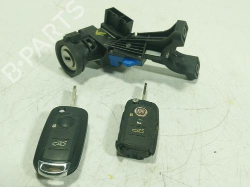 Used Electronic module FIAT TIPO Estate (356_, 357_) 1.4 (356WXA1B) (95 hp) 30926513