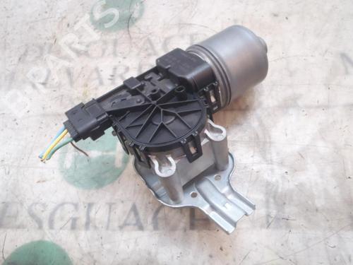 Used Front wiper motor Front wiper motor PEUGEOT 208 I (CA_, CC_) 1.2 VTI 82 (82 hp) 4007618 4007618