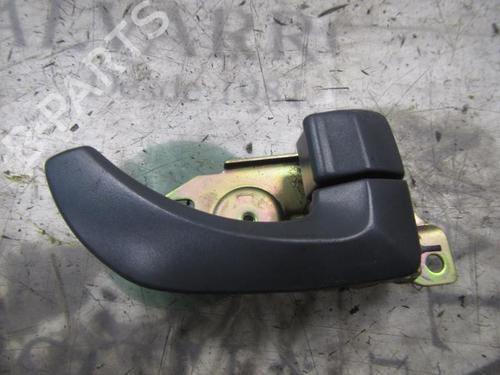 Used Rear right interior door handle KIA SORENTO I (JC) 2.5 CRDi 4WD (140 hp) 3826809