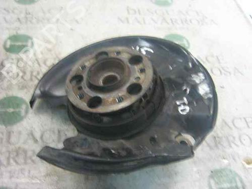 Used Right rear steering knuckle MERCEDES-BENZ C-CLASS (W202) [1993-2000]  3746998