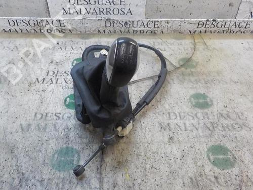 Used Gear lever Gear lever CITROËN C4 CACTUS [2014-2026] 7411154 7411154