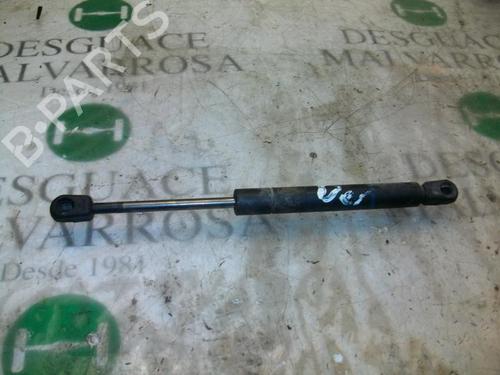 Used Tailgate lift support Tailgate lift support VW BORA I (1J2) 1.6 16V (105 hp) 14264373 14264373