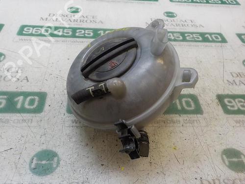 Expansion tank SKODA OCTAVIA III Combi (5E5, 5E6) 1.6 TDI 5Q0121407G