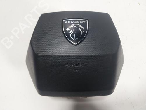 Used Driver airbag PEUGEOT 3008 III (KA_, KB_, KC_) Hybrid 136 (KAHPYE) (136 hp) 32271485