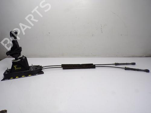 Used Gear lever Gear lever VW TOURAN (5T1) 2.0 TDI (116 hp) 13537227 13537227