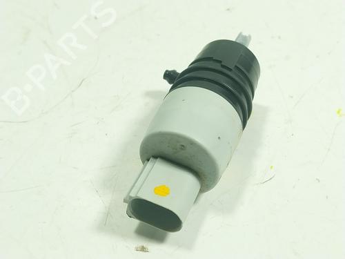Pompe de lave-glace BMW 8 Coupe (G15, F92) 840 i xDrive (333 hp) 32363099