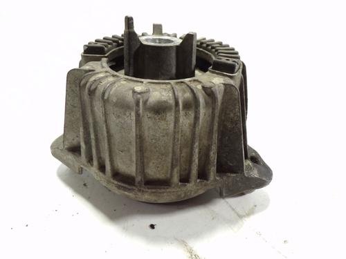 Used Engine mount MERCEDES-BENZ E-CLASS (W212) [2009-2016]  9083700