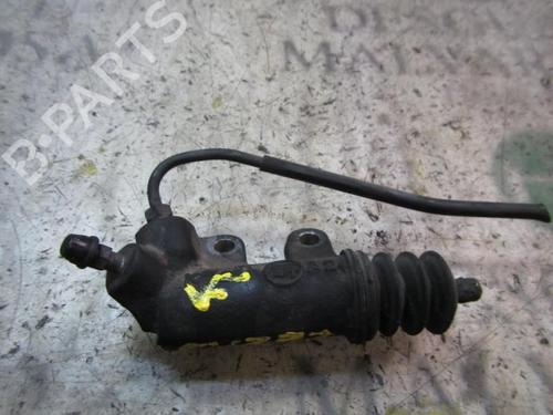 Used Clutch slave cylinder TOYOTA COROLLA (_E11_) 2.0 D (CE110_, CE110R) (72 hp) 14275999