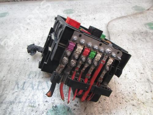 Fuse box AUDI A3 Sportback (8PA) 2.0 TDI 16V | BP3835365E1 