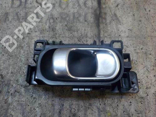 Used Rear left interior door handle Rear left interior door handle CITROËN C4 CACTUS 1.2 VTi 82 (82 hp) 4006688 4006688