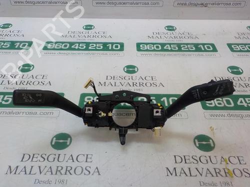 Used Steering column stalk VW GOLF VI (5K1) 1.6 TDI (105 hp) 3865064