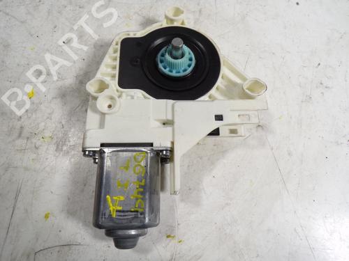Used Left rear window motor Left rear window motor AUDI A1 Sportback (8XA, 8XF) 1.6 TDI (115 hp) 7627575 7627575