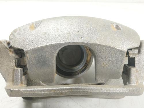 Used Left front brake caliper Left front brake caliper PEUGEOT 3008 II SUV (MC_, MR_, MJ_, M4_) Hybrid 180 (M4DGLU) (179 hp) 33324355 33324355